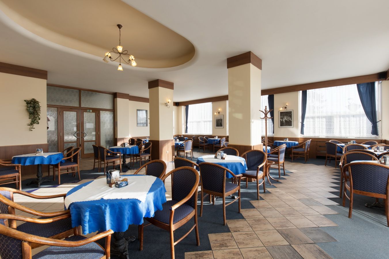 kavárna hotelu Belvedere